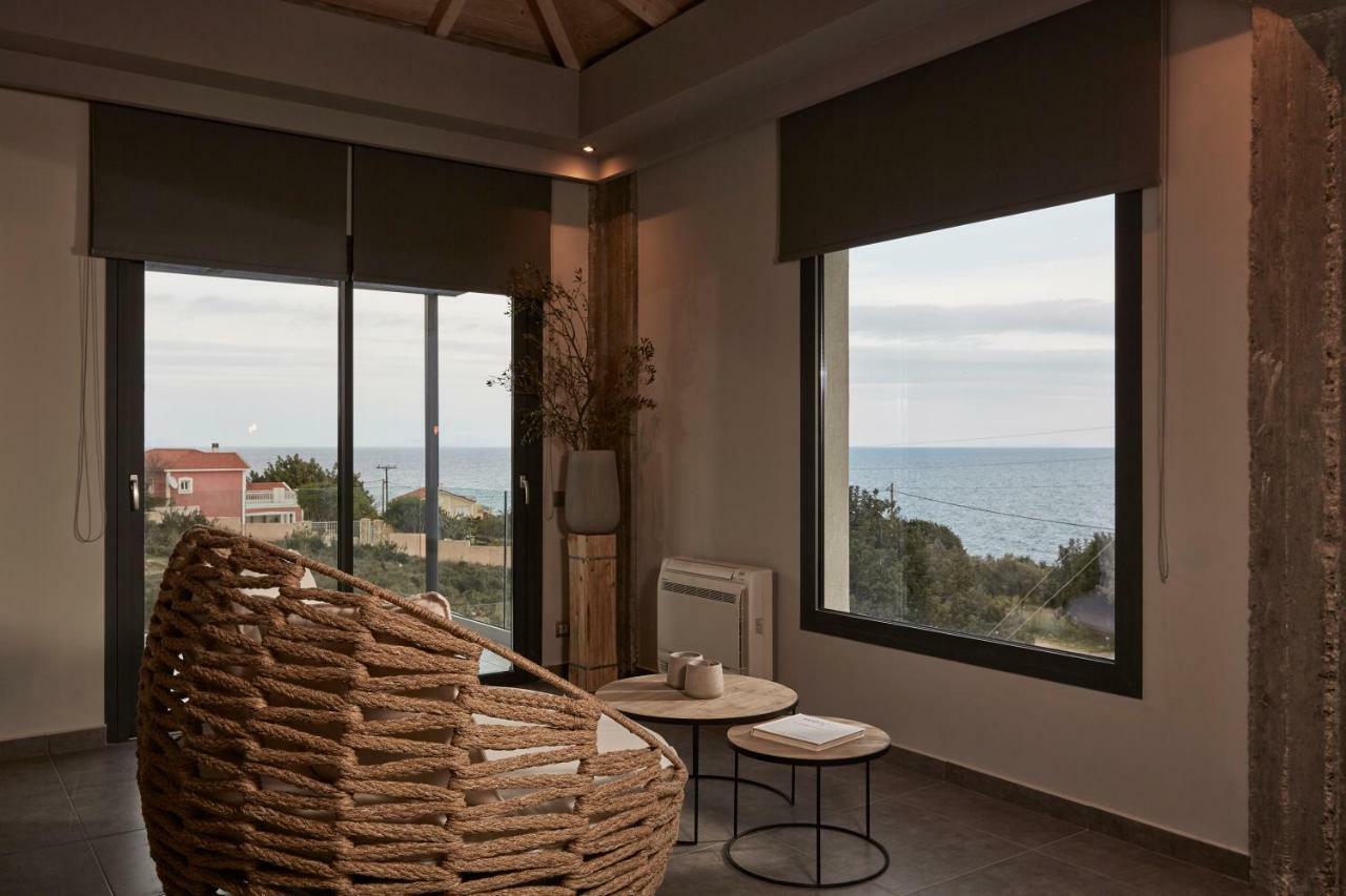 Villa Sea Front Spathíon 외부 사진