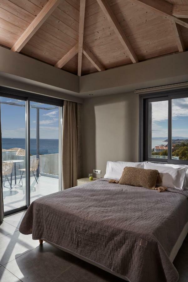 Villa Sea Front Spathíon 외부 사진
